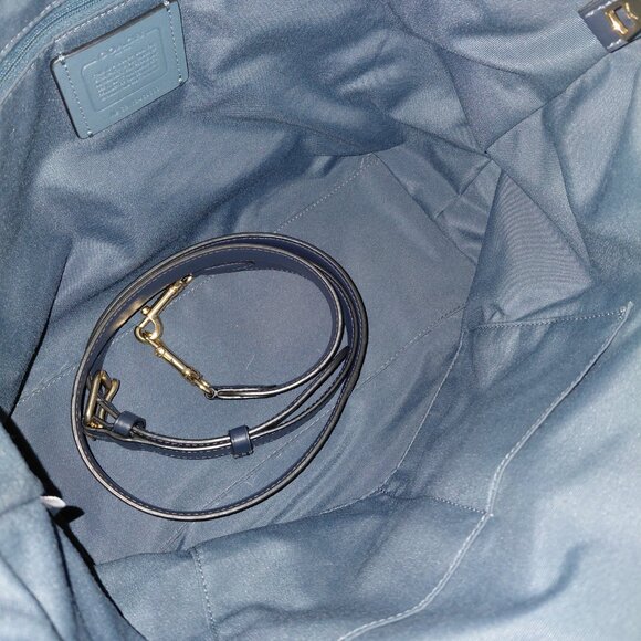 Coach Kleo Carryall pebble leather and suede in Denim Color - Picture 5 of 6